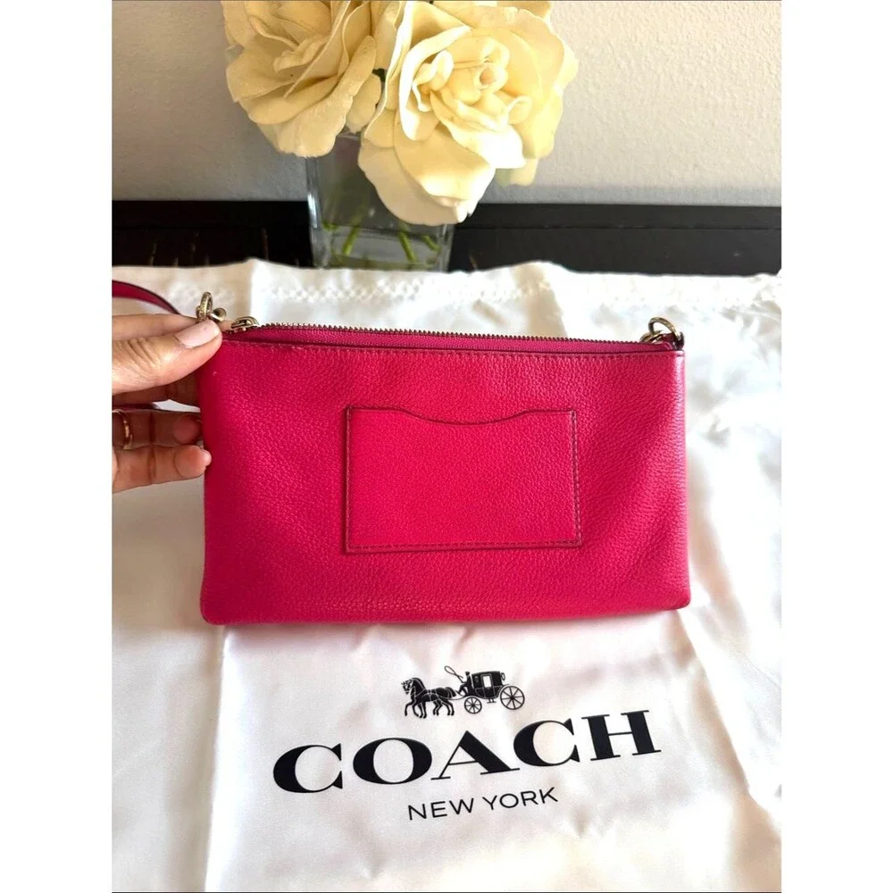 Coach Quinn Pebbled Leather Crossbody Style #F52709) hot pink/cranberry color - Picture 3 of 8